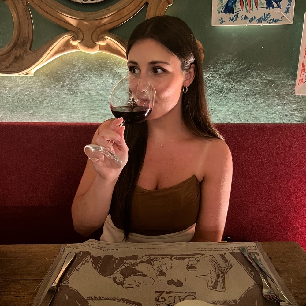 Meet your Posher, Alyssa